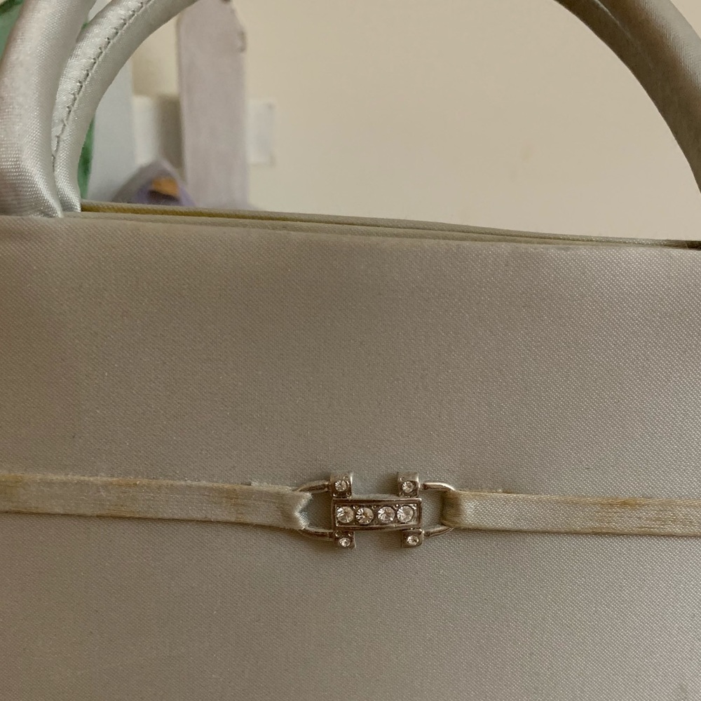 Vanessa Glam Snap-Close Handbag - Picture 2 of 3